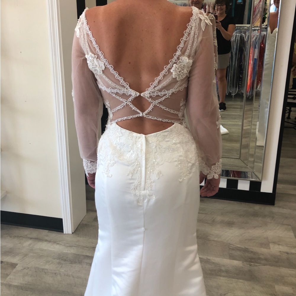 Custom made wedding sleeves attachable / detachable - Picture 2 of 8